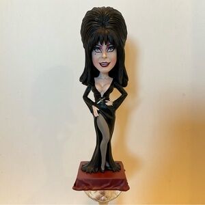 Elvira Mistress of the Darkness